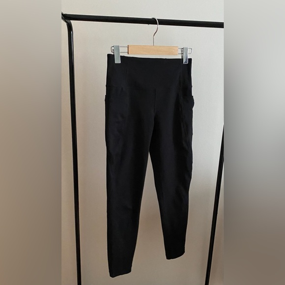 Lole black leggings • High rise, 2 side pockets - Picture 2 of 6